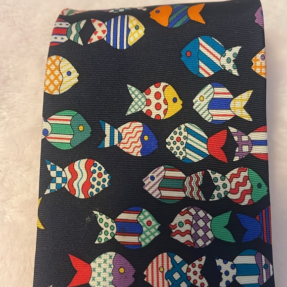 Colorful Fish Pattern Ties - Picture 8 of 9